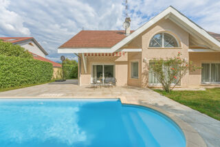  Maison à vendre 7 pièces 256 m²