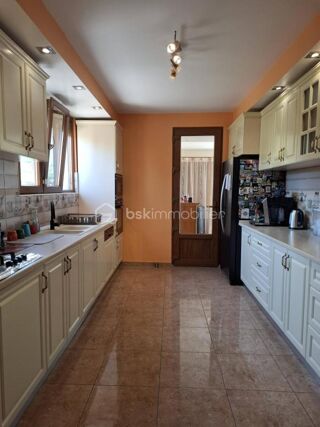  Maison à vendre 7 pièces 244 m²