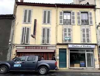  Immeuble  vendre 12 pices 300 m