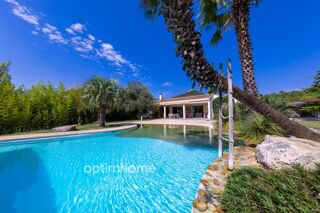  Propriété/château à vendre 8 pièces 276 m²