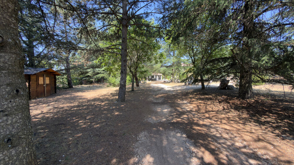 Grande propriété avec Piscine Naturelle - Élégance provençale entre Mont Ventoux et Luberon en EXCLUSIVITÉ