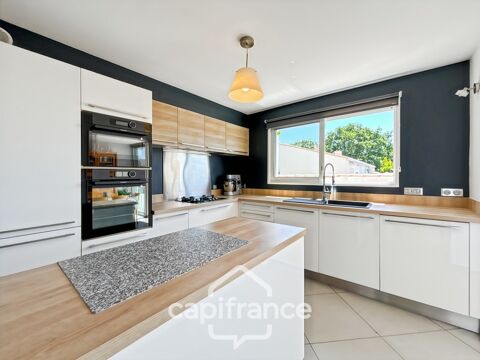 Vente Maison Maison 6 pi�ces de 177m� Puilboreau