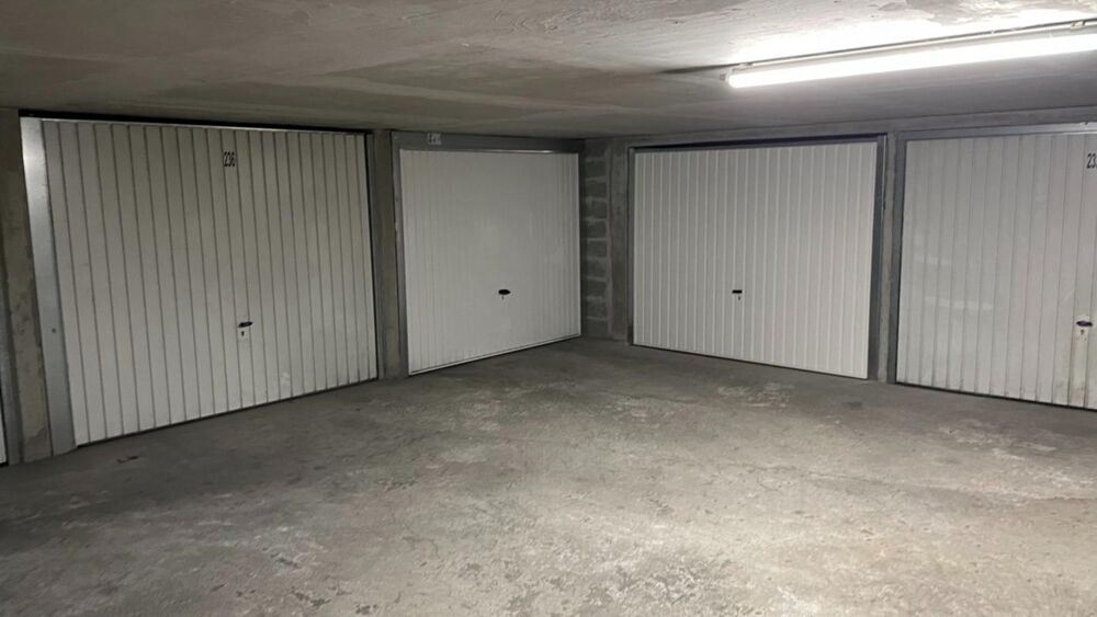 Vente Parking/Garage A vendre garage en sous-sol - Boulevard Yves Farge Lyon 7