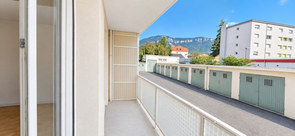 Vente Appartement Appartement à vendre 4 pièces  (AIX LES BAINS) - Entre ville et lac et Garage Aix les bains