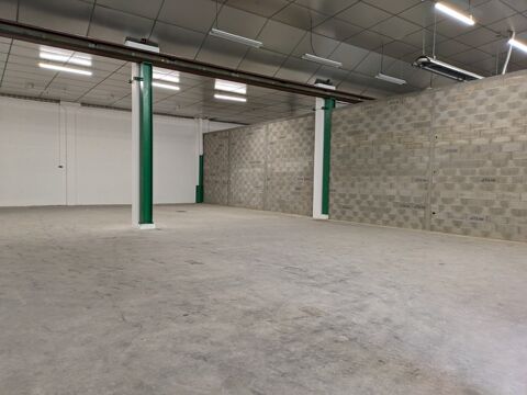 Local/bureau &agrave; louer CHAMBERY (73) 242 m&sup2; 4215 73000 Chambery