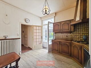  Maison à vendre 10 pièces 265 m²