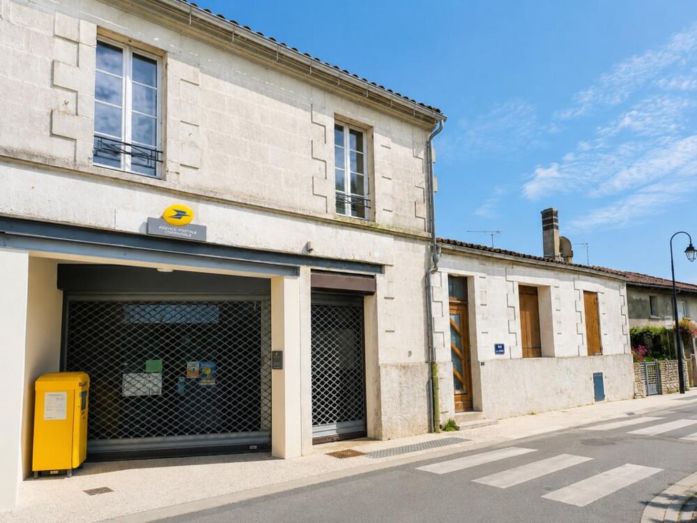 Maison 4 pièces 126 m² · à Semussac · 126 m² · 75 000 €