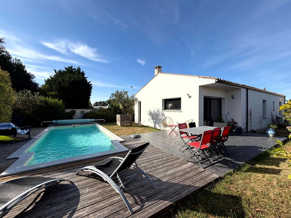Vente Maison A Meursac Maison de plain pied  de 99.5 m2 avec piscine Meursac