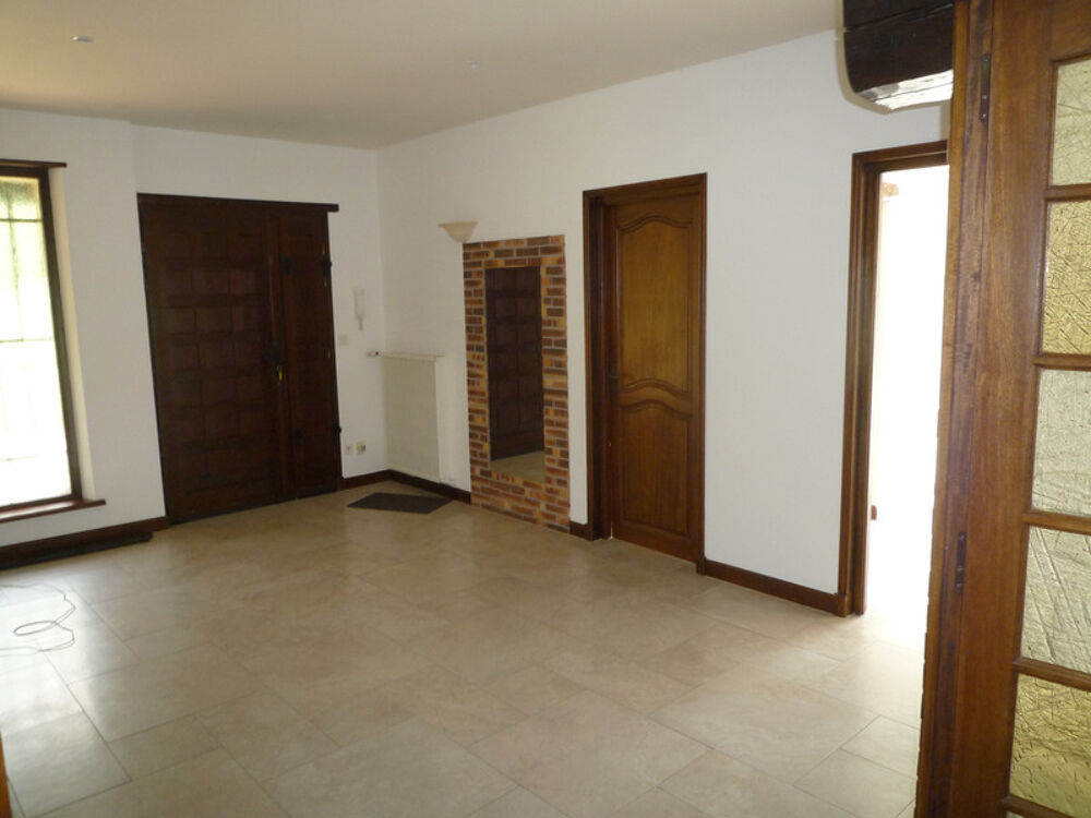 Vente Maison CHEZY SUR MARNE (02) à vendre joli plain-pied de 275 m2 sur un terrain clos et arboré de 5800 m2 Chezy sur marne