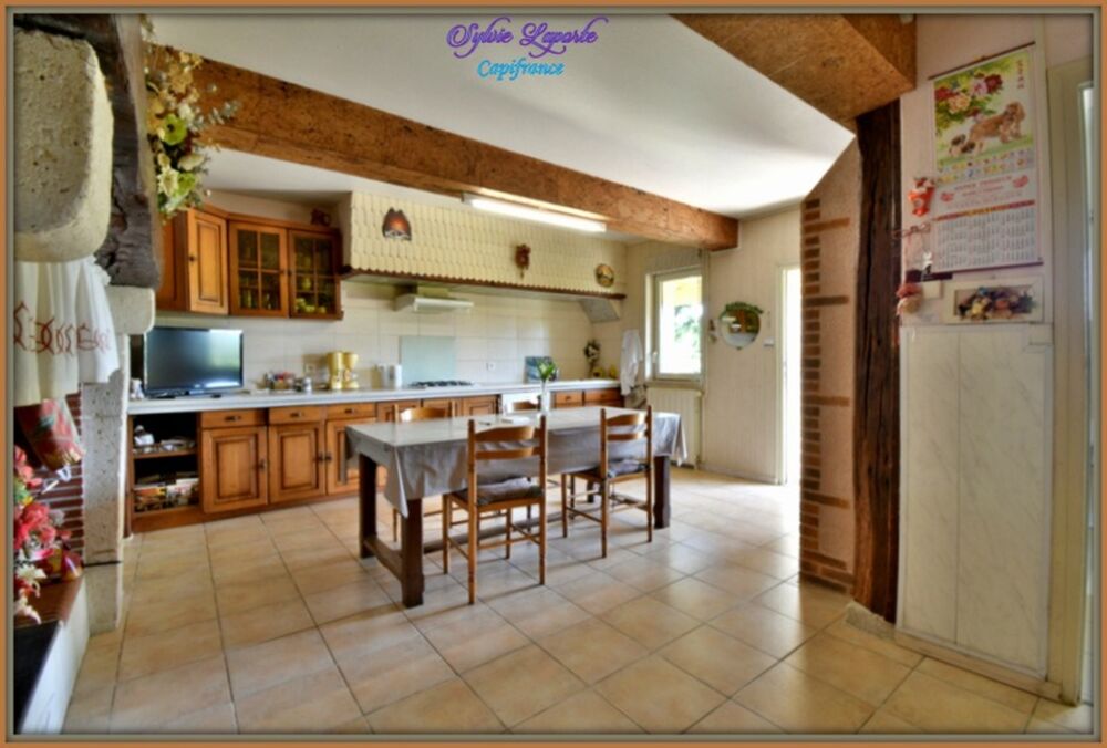Vente Propriété/Château Propriete à vendre 6 pièces SAINT SIXTE (47) 5 chambres, 2 salles d'eau Saint sixte