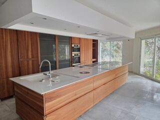  Maison � vendre 6 pi�ces 235 m�