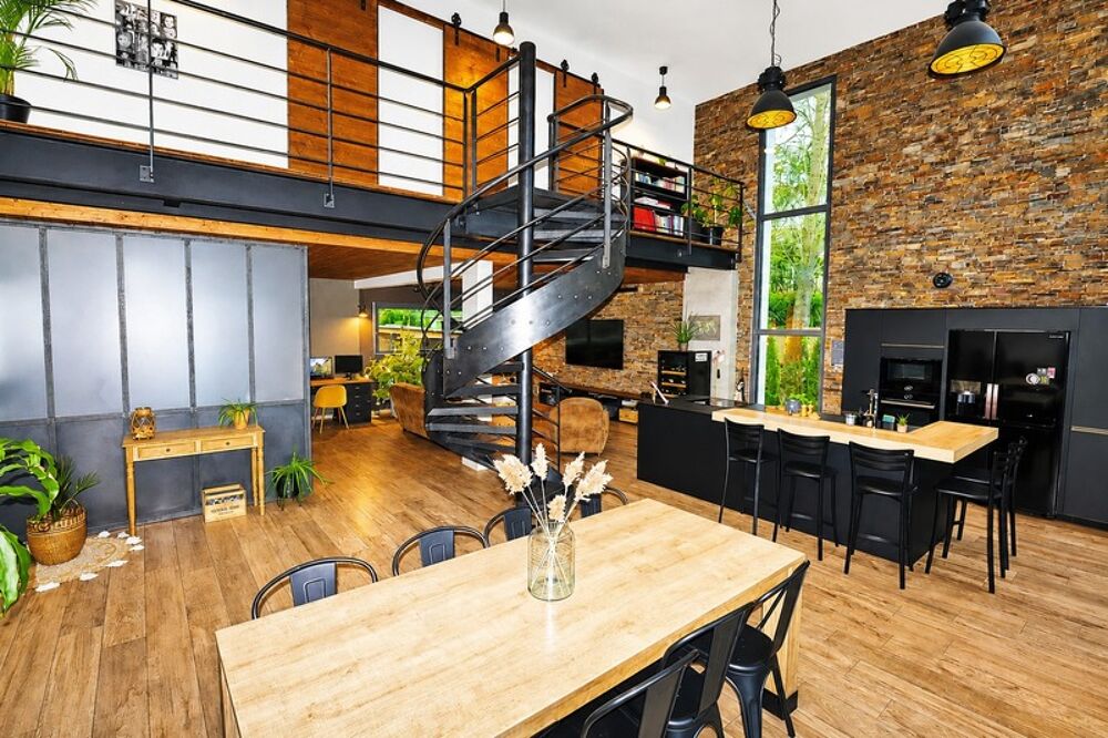 Saint-Maurice de Lignon:Villa contemporaine de 157 m2 habitables, 3 chambres sur terrain paysager de 1700 m2 avec piscine
