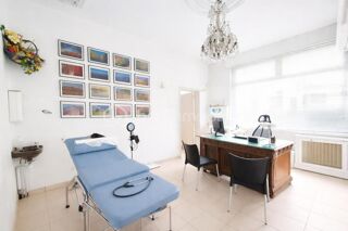  Maison à vendre 15 + pièces 402 m²