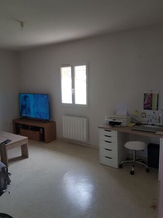  Appartement à louer 3 pièces 65 m²