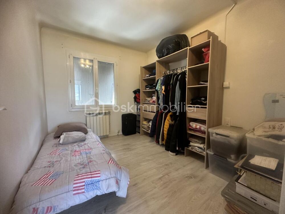 Vente Immeuble Saint Martin de valgalgues ,Un immeuble comprenant 4 appartements loué actuellement et 3 Garages de 30 m² Parking Saint martin de valgalgues