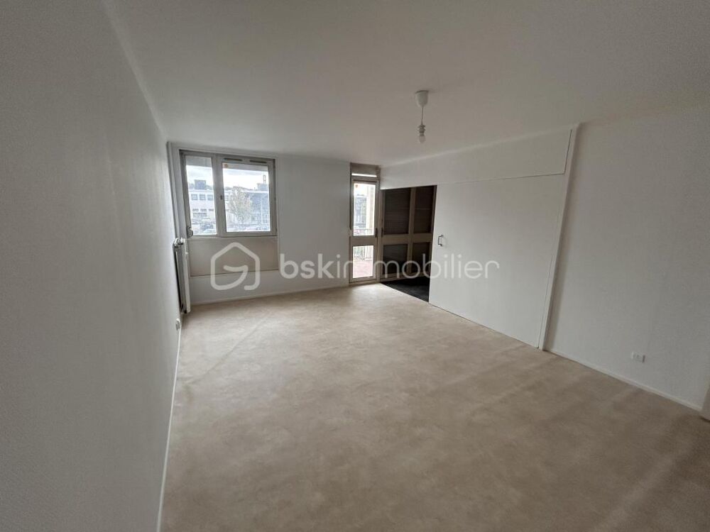 BOULOGNE-SUR-MER  APPARTEMENT 87 M² A RENOVER  3 CHAMBRES  BALCON