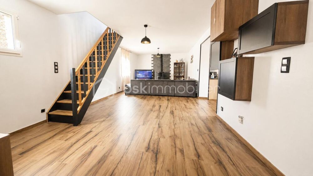 Vente Maison SERAUCOURT LE GRAND-177 m² – VIVABLE DE PLAIN-PIED – VÉRANDA 40 m² – TERRAIN 900 m² – 209 900 € Saint quentin