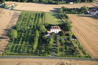  Propriété/château à vendre 15 + pièces 385 m²