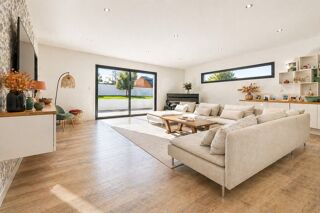  Maison à vendre 8 pièces 215 m²