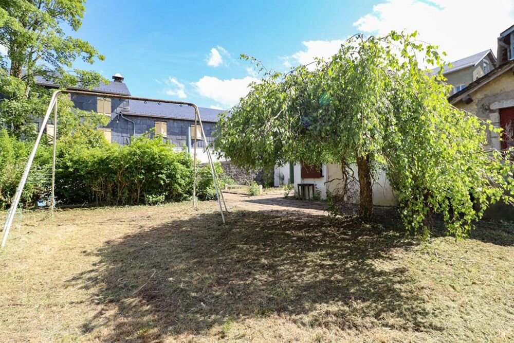 Vente Terrain À vendre - Ensemble immobilier avec terrain de 751 m² au coeur de Lacaune Lacaune