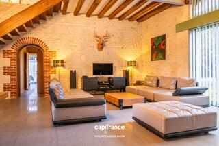  Maison à vendre 10 pièces 367 m²