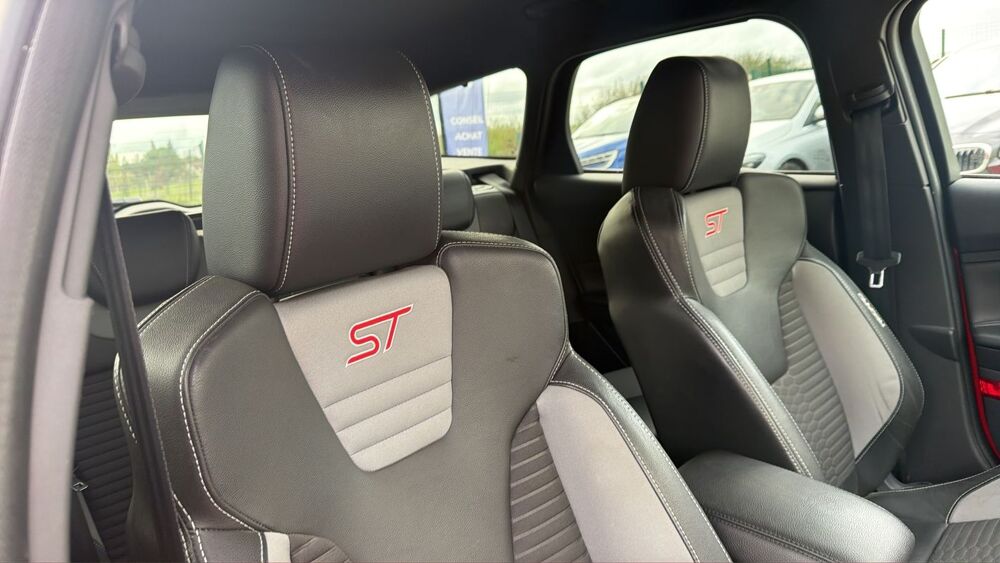 Focus 2.0 TDCi 185 BVA6 ST - Automatique 2018 occasion 37230 Fondettes