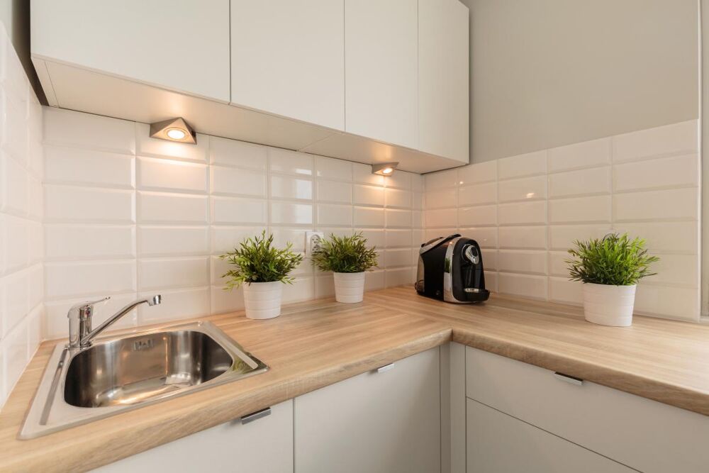 ** 3 PIECES en plein Coeur de ville et proche GARE + JARDIN + PARKING