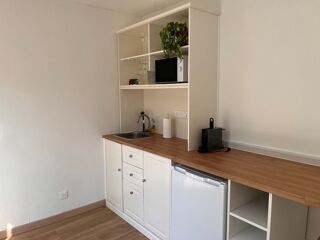  Appartement à louer 1 pièce 32 m²