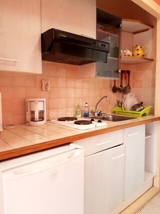  Immeuble à vendre 10 pièces 1100 m²