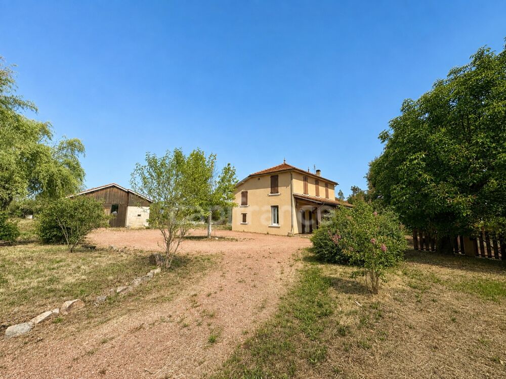 Vente Maison Maison à vendre à OUCHES 4 chambres 128m2 sur 2524m2 de terrain - dependance de 45m2 au sol Ouches