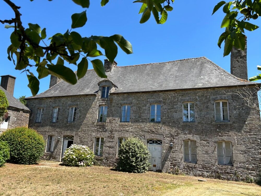 Manoir dexception du XVIII? siècle et son parc clos au coeur de Loudéac