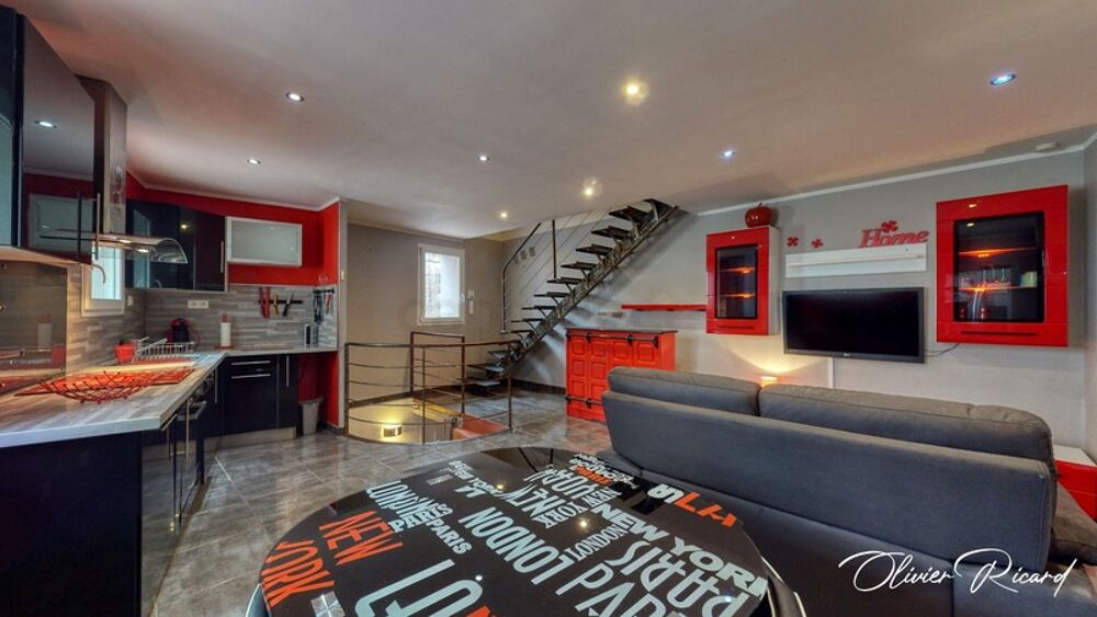 Dpt Hérault (34), à vendre MONTPELLIER maison de ville meublée, 78 m2 type LOFT + garage + parking + buanderie