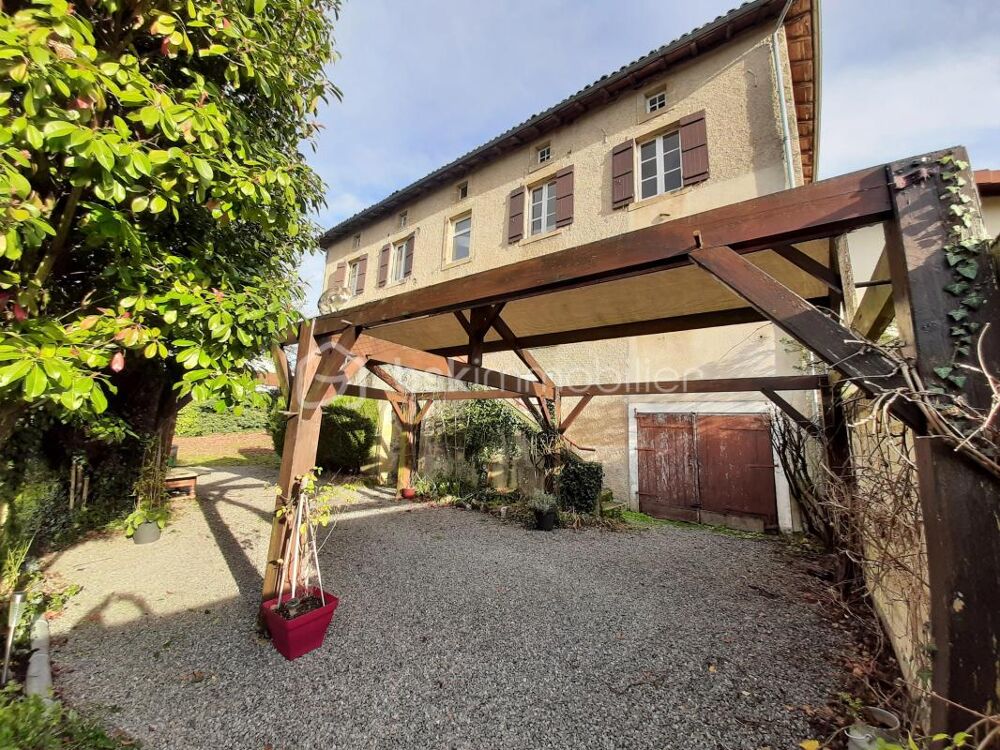 Maison 12 pièces 304 m²