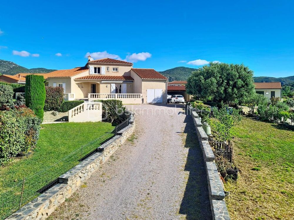 VILLA 4 FACES - VUE SUR LE CANIGOU - 4 CHAMBRES - PISCINE - GARAGE