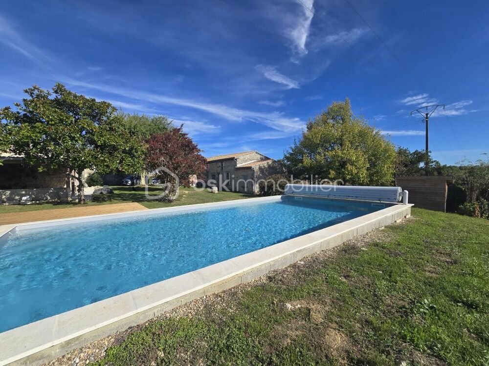 Vente Maison Corps de ferme en pierre au cœur des vignes – 157 m² habitables avec dépendances Pineuilh