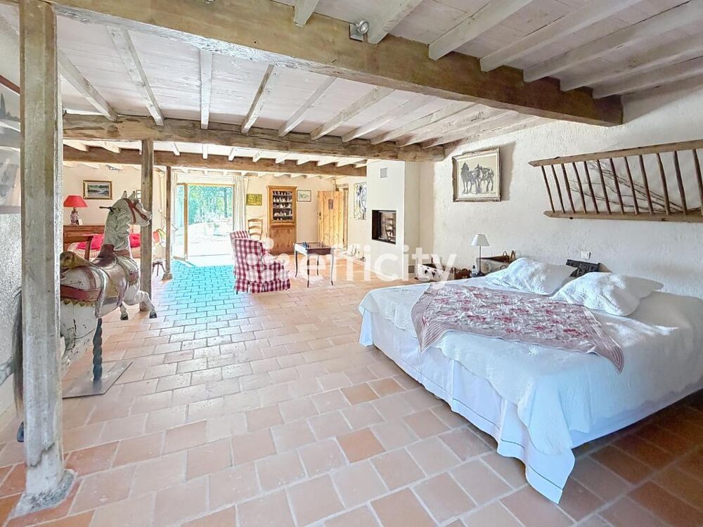 à vendre  Propriété/château Courpière (63120)