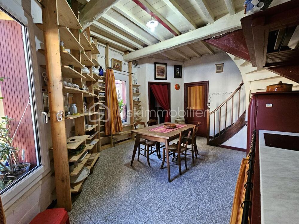 MAISON DE VILLAGE EN PIERRE  3 CHAMBRES  TERRASSE  GARAGE