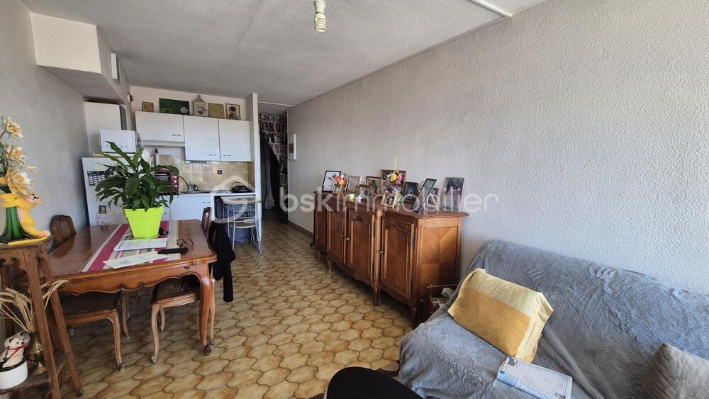A VENDRE APPARTEMENT T3 LOUE A L ANNEE DE 43 M² A SAINT CYPRIEN PLAGE - COTE PORT - LOGGIA- PARKING PRIVE - CAVE INDIVIDUELLE -