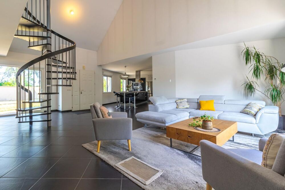 Vente Maison Maison Chabris 6 pièce(s) 165 m2 Chabris
