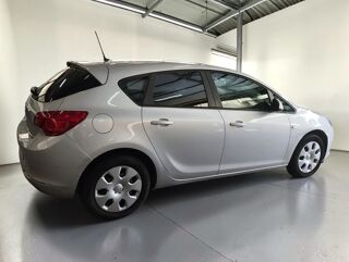 Astra 1.4 TWINPORT 100 5P 2014 occasion 06640 Saint-Jeannet