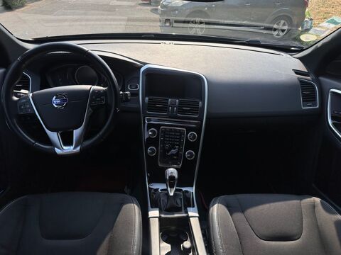 XC60 2.0 D4 190 AWD Momentum Business - Entretien constructeur 2017 occasion 91270 Vigneux Sur Seine