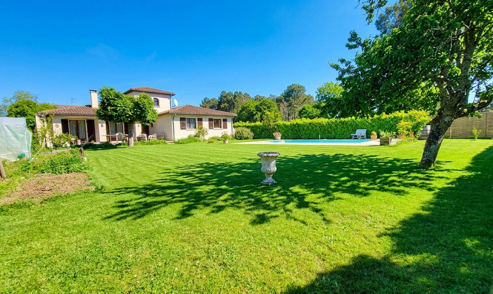 Maison 7 pièces 154 m² · à Le Taillan Medoc · 154 m² · 532 950 €