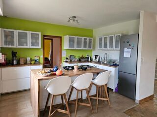  Maison � vendre 9 pi�ces 202 m�