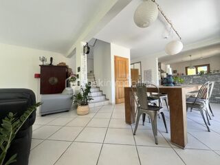  Maison � vendre 5 pi�ces 180 m�