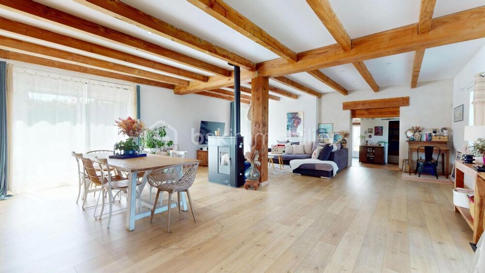 ? Maison COUP DE COEUR en PIERRE, RÉNOVÉE  ESPRIT VACANCES  PROCHE ROYAN / ROCHEFORT ?