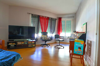  Immeuble à vendre 4 pièces 81 m²