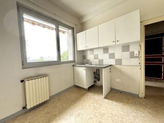  Appartement  louer 4 pices 81 m