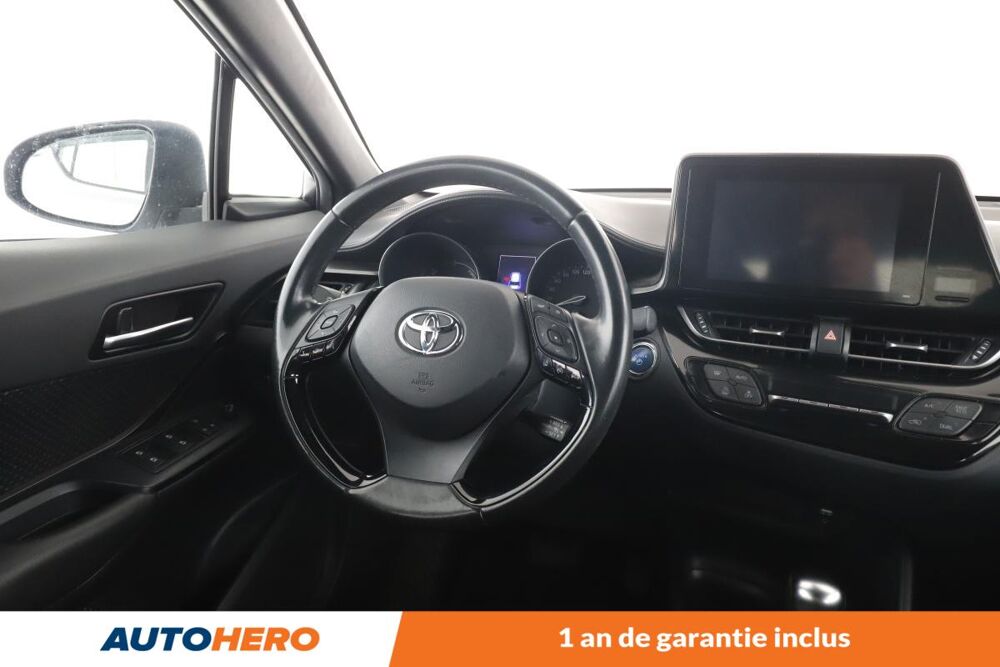 C-HR 1.8 Hybride Dynamic 122 ch 2019 occasion 92130 Issy-les-Moulineaux