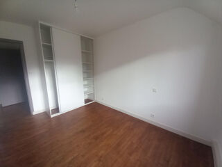  Maison � louer 5 pi�ces 92 m� Saint jean la poterie