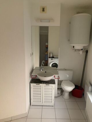  Appartement à louer 1 pièce 25 m²